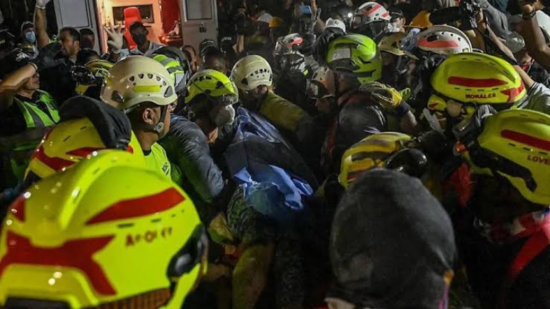 Woman pulled alive from rubble 36 hours after Colombia quake