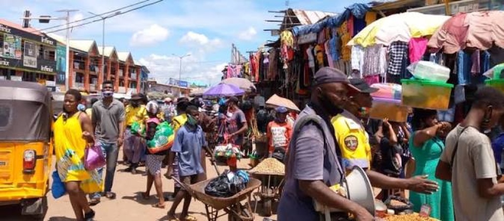 Enugu Govt. gives roadside traders seven days ultimatum to vacate roads