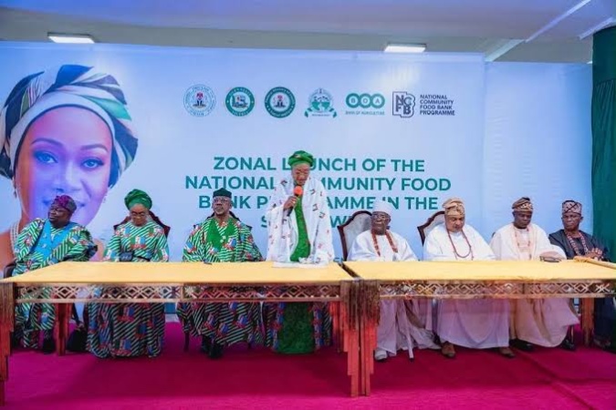 First Lady unveils national community food bank for South-West
