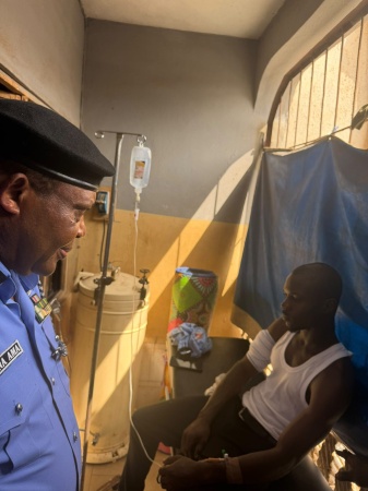 Chaos in Onitsha as traders block road in protest of police shooting of a man