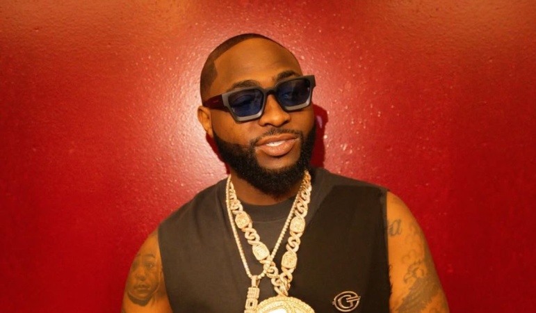 Osun: Davido clarifies alleged attack on Adeleke’s convoy