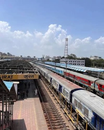 Nigerian dies in detention at Indian railway station