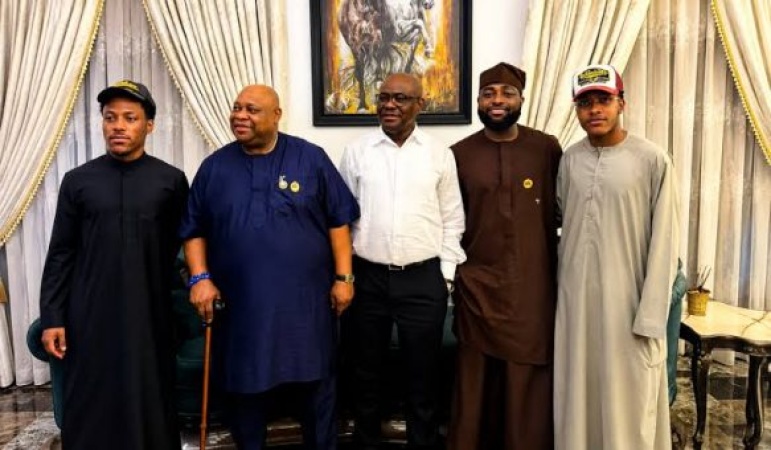 Osun election: ‘I won, beat you guys,’ Davido tells Wike in playful banter