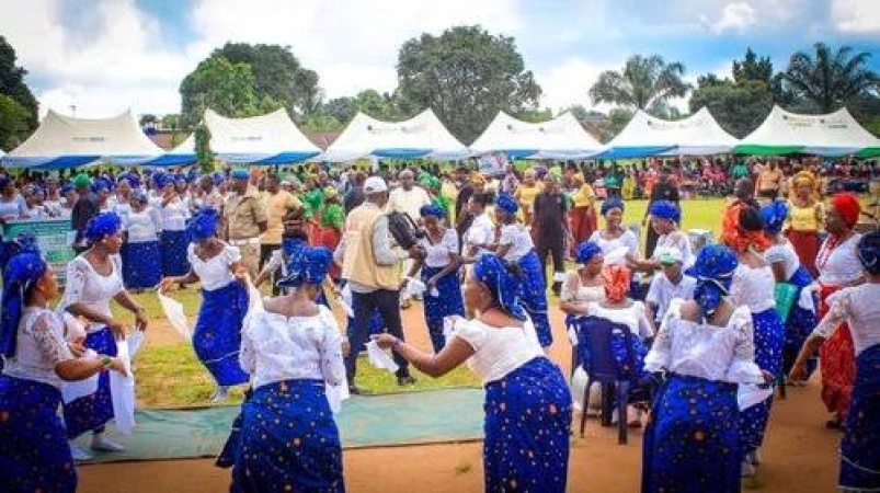 Tension in Imo community as youths, police clash over women’s August meeting