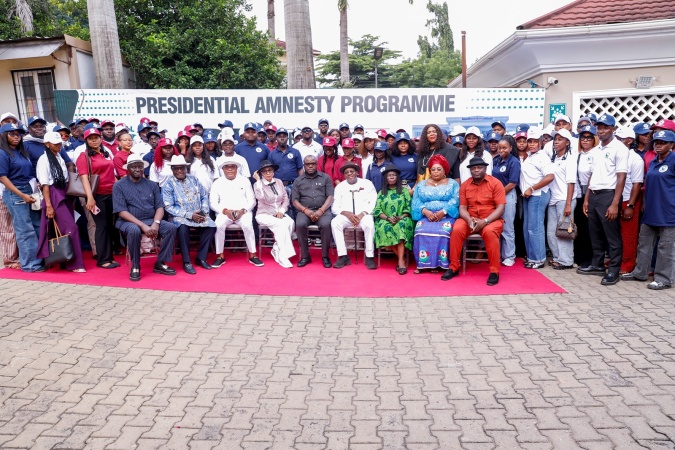 2027: Vote massively for President Tinubu, Otuaro urges Niger Delta as PAP dispatches 150 scholarship beneficiaries to UK varsities