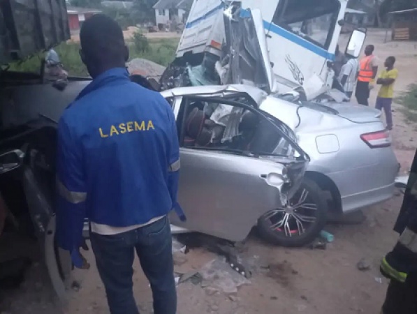 Five reported dead as car collides with truck on Badagry Expressway