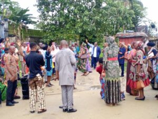 UniCal VC defies court injunction, bars worshippers from chapel again