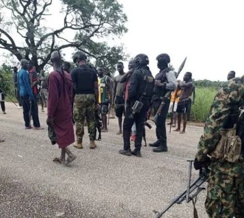 Troops foil terrorist attack in Niger, rescue eight abductees in Borno