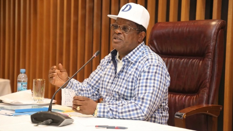 Umahi apologises over Benin-Sapele road, orders arrest of contractors