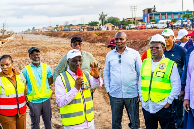 NDDC, Works Ministry intervene in Benin-Sapele-Warri-Agbor toads