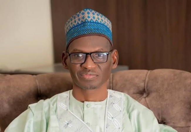 FG moves to harmonise federal government salary workers