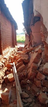One dead, three injured as 30-year-old building collapses in Lafia