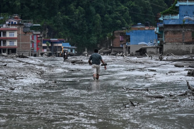 546 dead, over 2,000 missing in Nepal-Tibet flood disaster