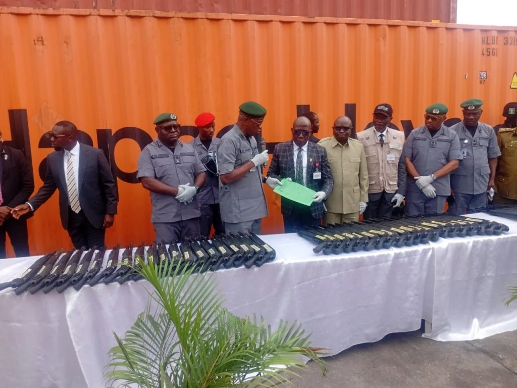 Customs announces names of importers who brought 399 pump-action rifles into Nigeria