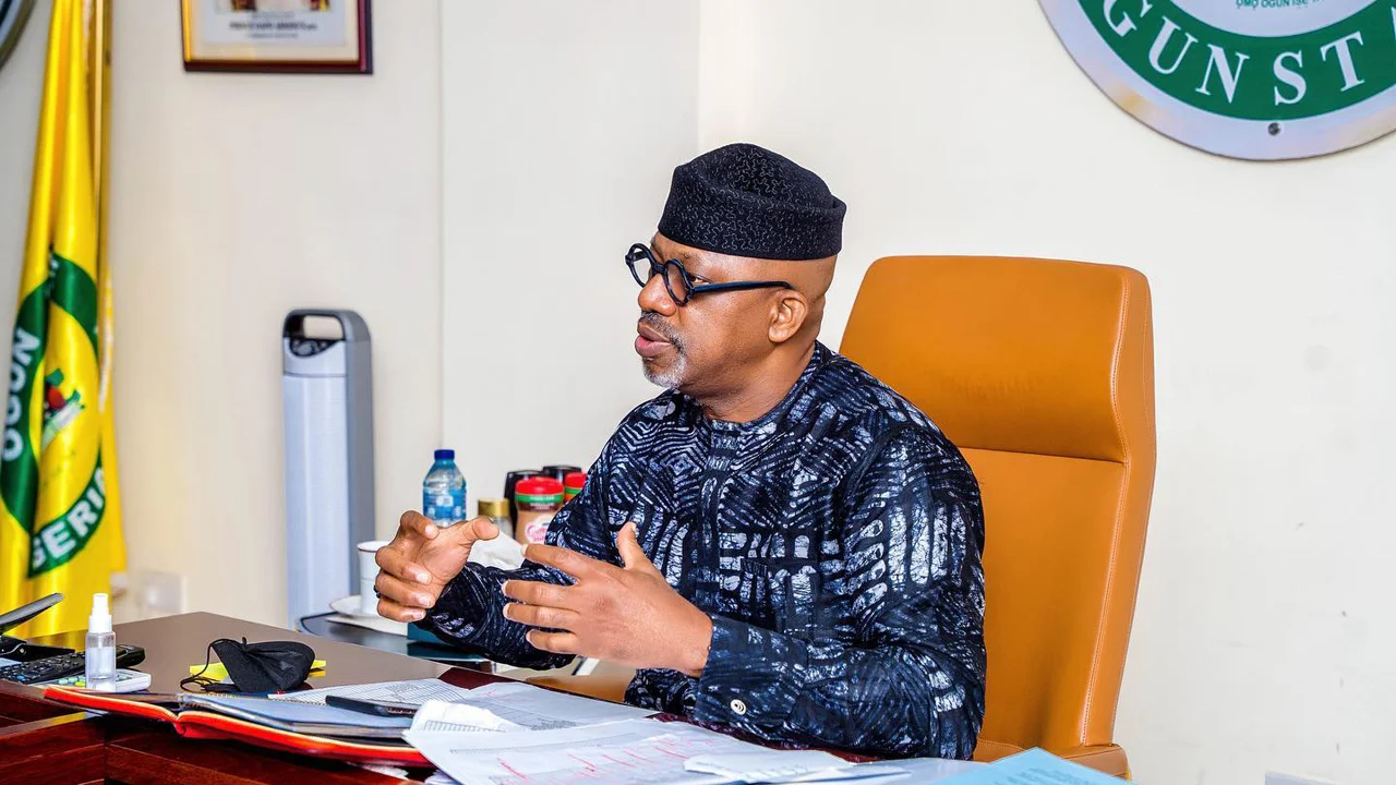 Buhari Estate row: Amosun hits back at Abiodun