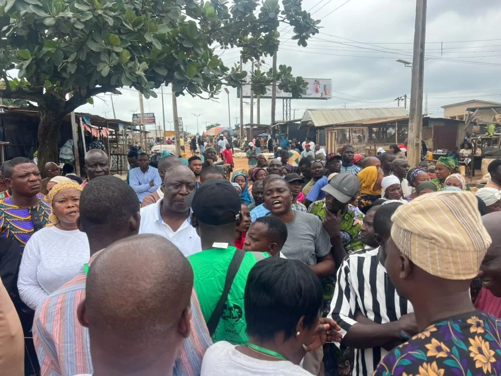 Protest in Ota-Efun, Olorunda LG over shortage of ballot papers, missing names