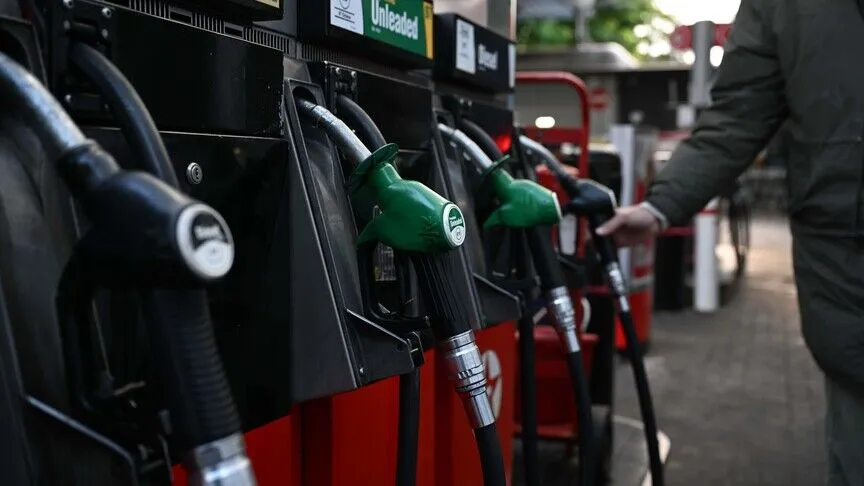 Oil prices jump over 2% as Trump rules out extending framework deal with Iran