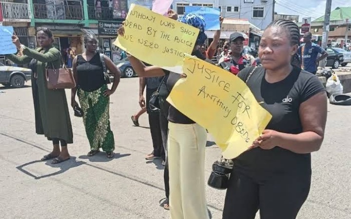 Family, friends protest over UNIPORT graduate’s killing