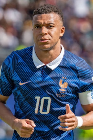 18-year-old arrested over alleged plot to kidnap Kylian Mbappe