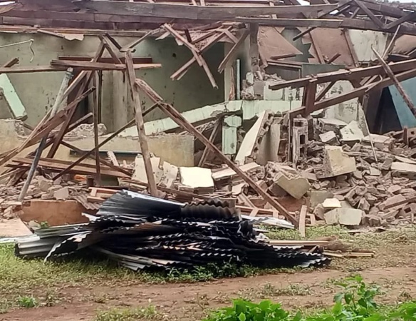 Police families protest demolition of quarters in Sokoto