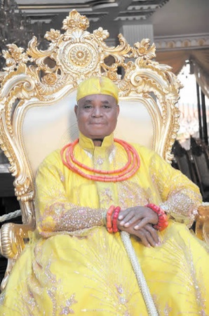 Oba of Benin suspends musical group for performing at Igbinedion’s 92nd birthday