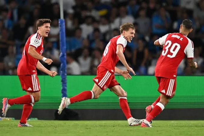 Odegaard hits Arsenal winner to sink Napoli