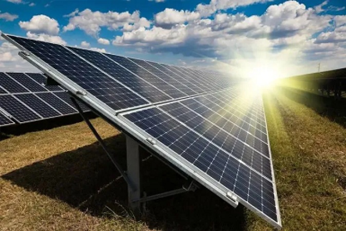How to apply for FG’s free solar installation training