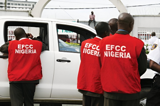 EFCC probes lawyers charging clients in foreign currencies