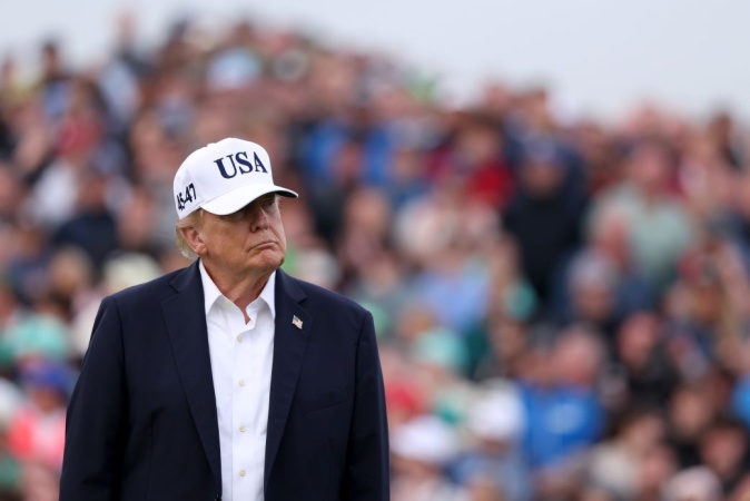 Trump dismisses AI alarms as a ‘HOAX’ — worrying White House officials