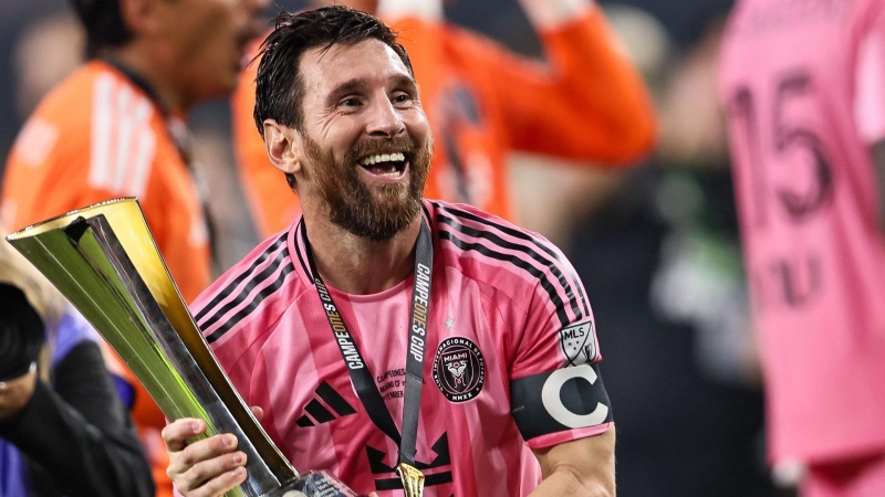 Beckham backs Messi for Ballon d'Or after 100th Miami goal