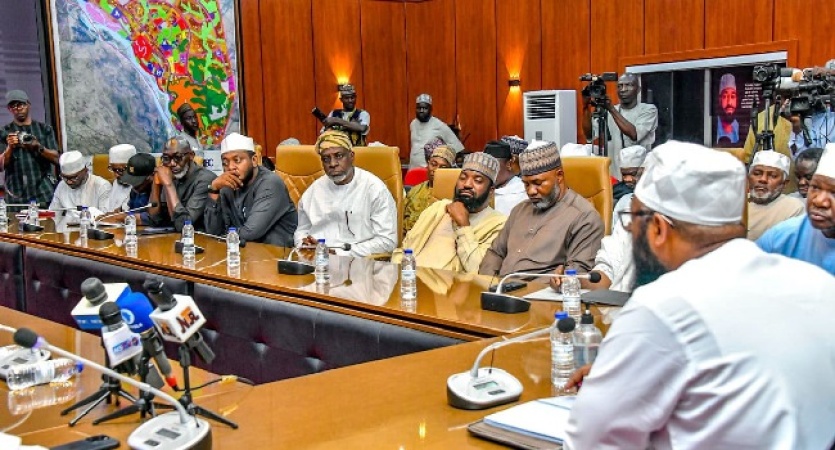 Federal Ministry deploys team to probe death of 37 suspected illegal miners in Niger State