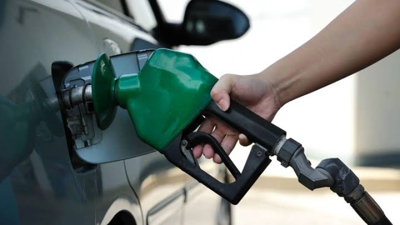 Civil servants decry hike in petrol pump price, transportation