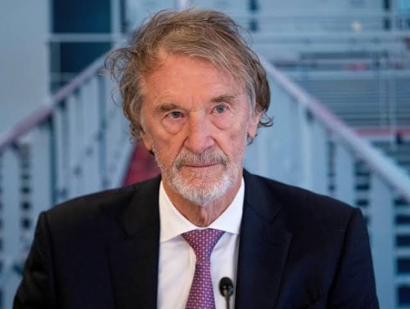 Billionaire Man United owner says he has lost confidence in the UK