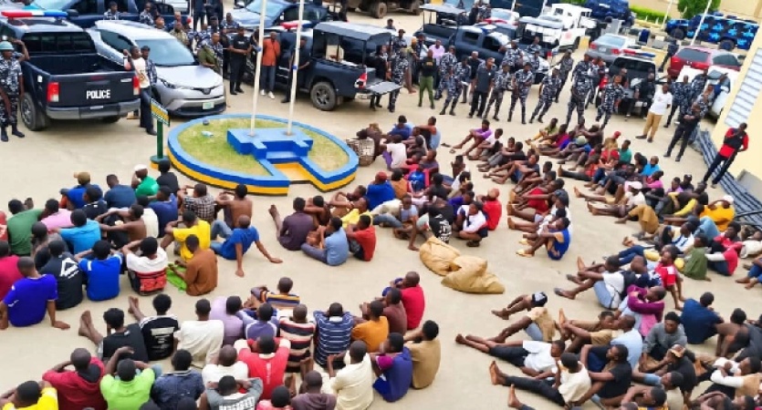 Police raid crime flashpoints, arrest 300 for screening in FCT