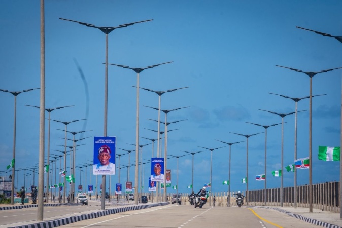FG threatens to shut down Lagos-Calabar coastal road over persistent violations