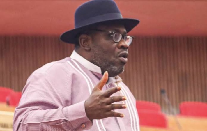 Dickson: Support groups cannot dictate how party should be run