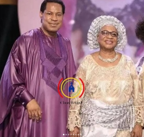 BREAKING: Pastor Chris Oyakhilome's mother is dead