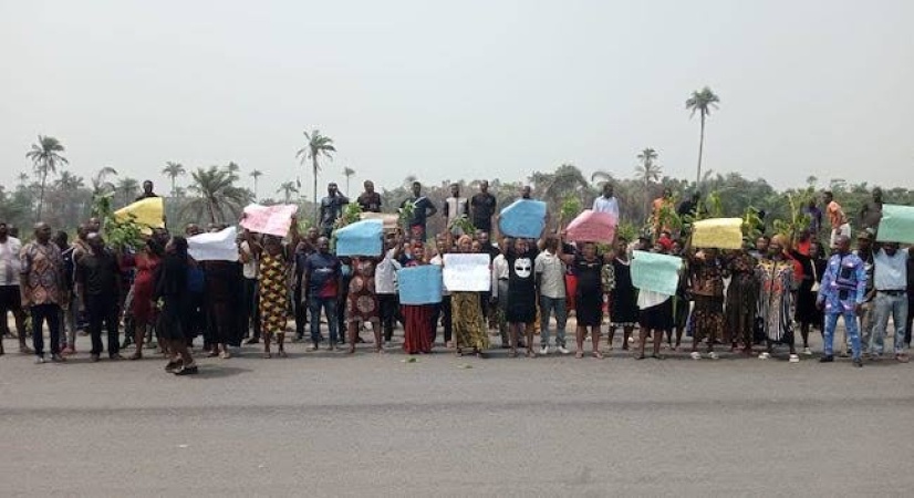 Residents protest against land grabbers
