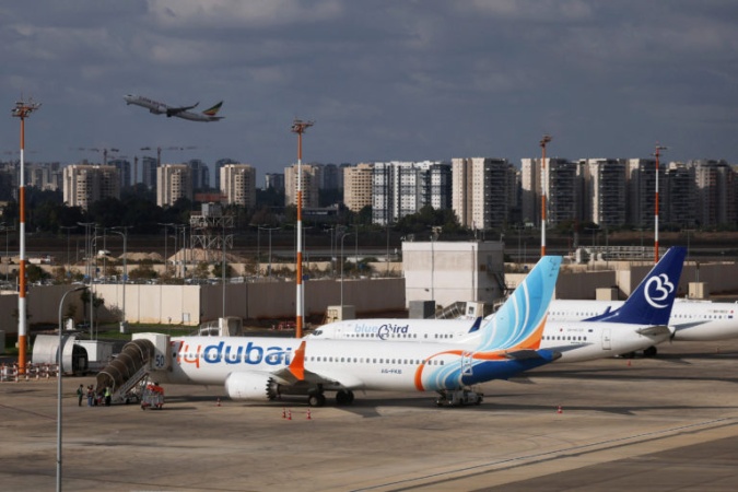 Pilot on a FlyDubai flight stabbed another and apparently tried to crash the plane — Netanyahu