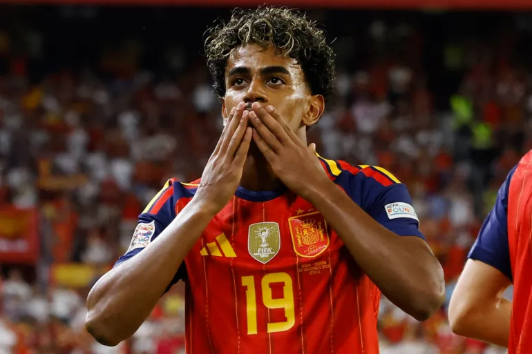 Yamal stars as Spain thrash Croatia