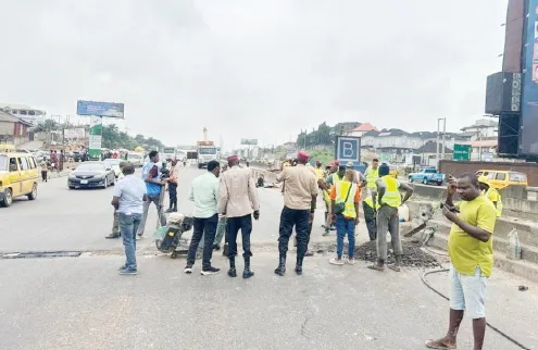 Six-hour nightmare as bridge repairs choke Lagos-Ibadan Expressway