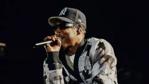 Lauryn Hill, Wyclef and Giggs among surprise guests at Jay-Z's long-awaited UK show