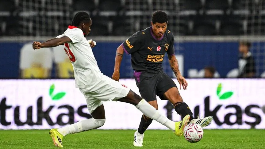 Israeli forward sent off for gun gesture in Nations League defeat