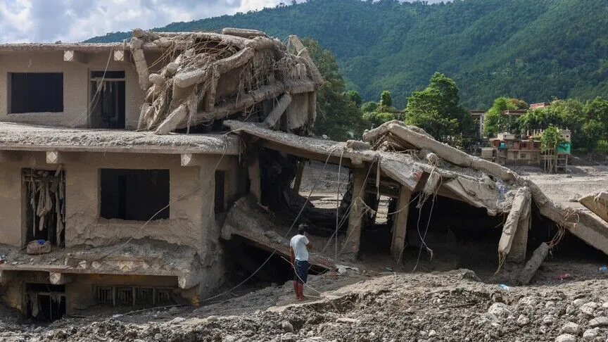 Nepal-China flash floods death toll tops 1,000 after 84 more fatalities; 4,462 missing