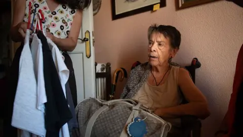 Spanish pensioner whose eviction sparked nationwide protests dies