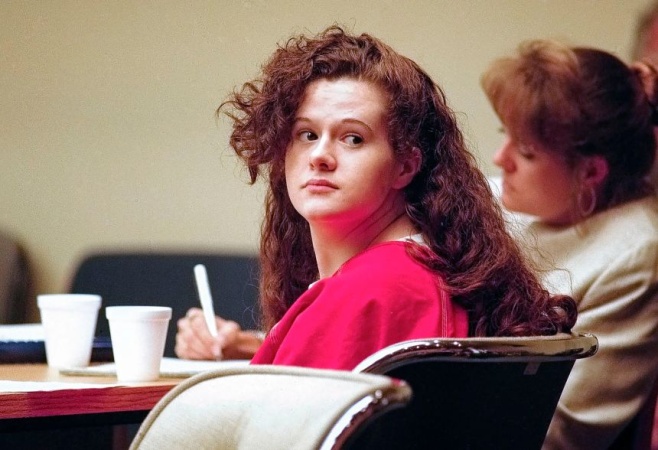 Tennessee governor halts executions after Christa Pike survives lethal injection attempt
