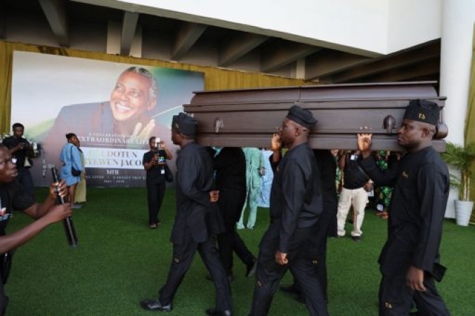 BREAKING: Olu Jacobs laid to rest in Lagos