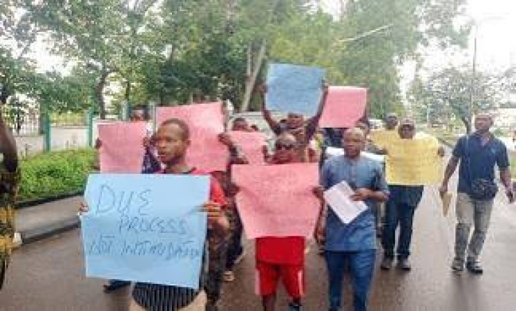 Enugu community protests monarch’s alleged harassment, intimidation