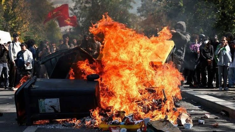 Riot police clash with students as education protests rage in France