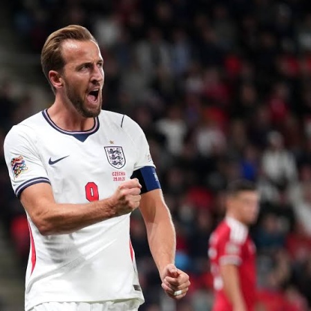 England produce attacking masterclass to thrash Croatia